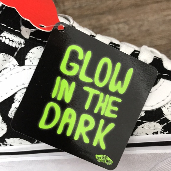 VANS OLD SKOOL BRAND BRAND NEW - Picture 7 of 15